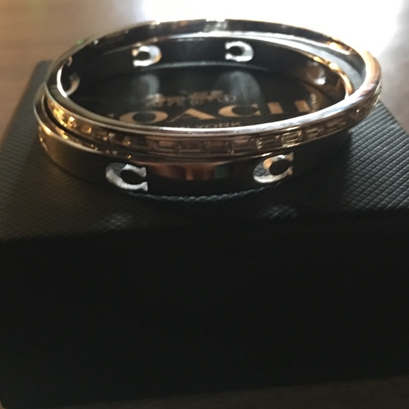 Coach 2 Bangle silver set. - Picture 2 of 2